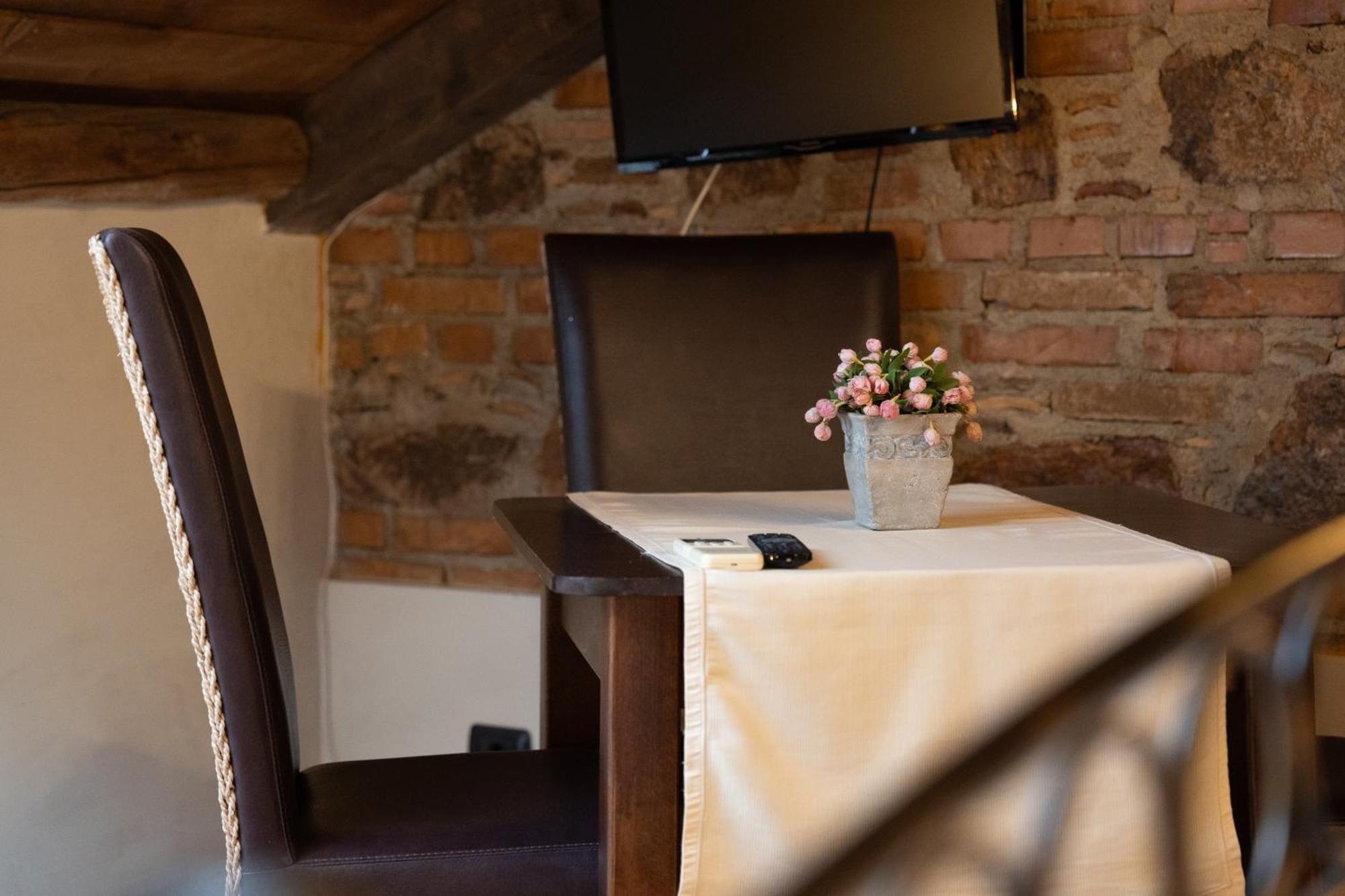Residenza L'Antico Borgo Hotel Filadelfia Zimmer foto