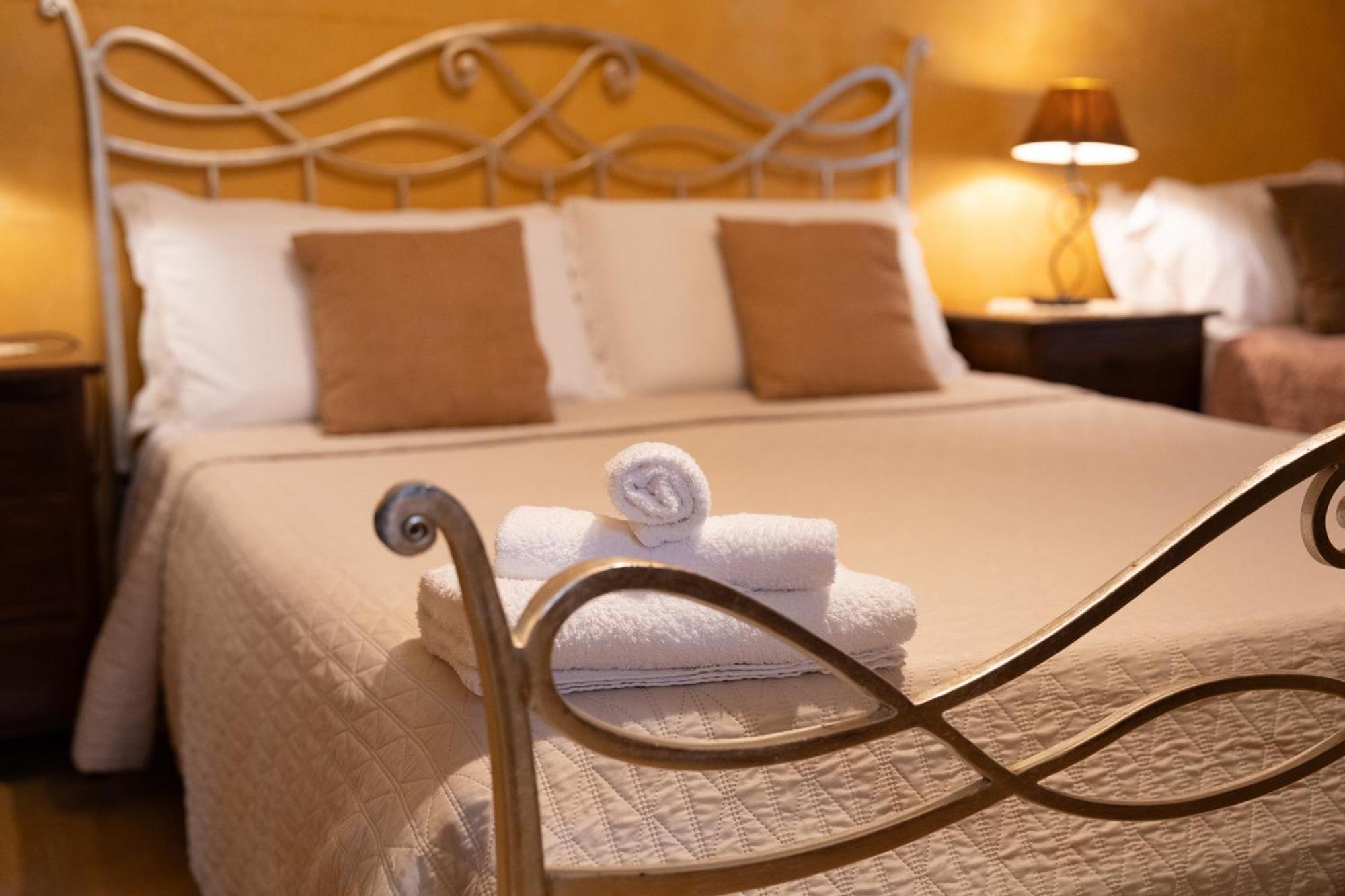 Residenza L'Antico Borgo Hotel Filadelfia Zimmer foto